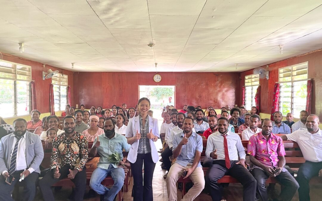 Menebar Senyum Sehat di Tanah Papua: Penyuluhan Kesehatan Gigi dan Mulut di Gereja Kemah Injil